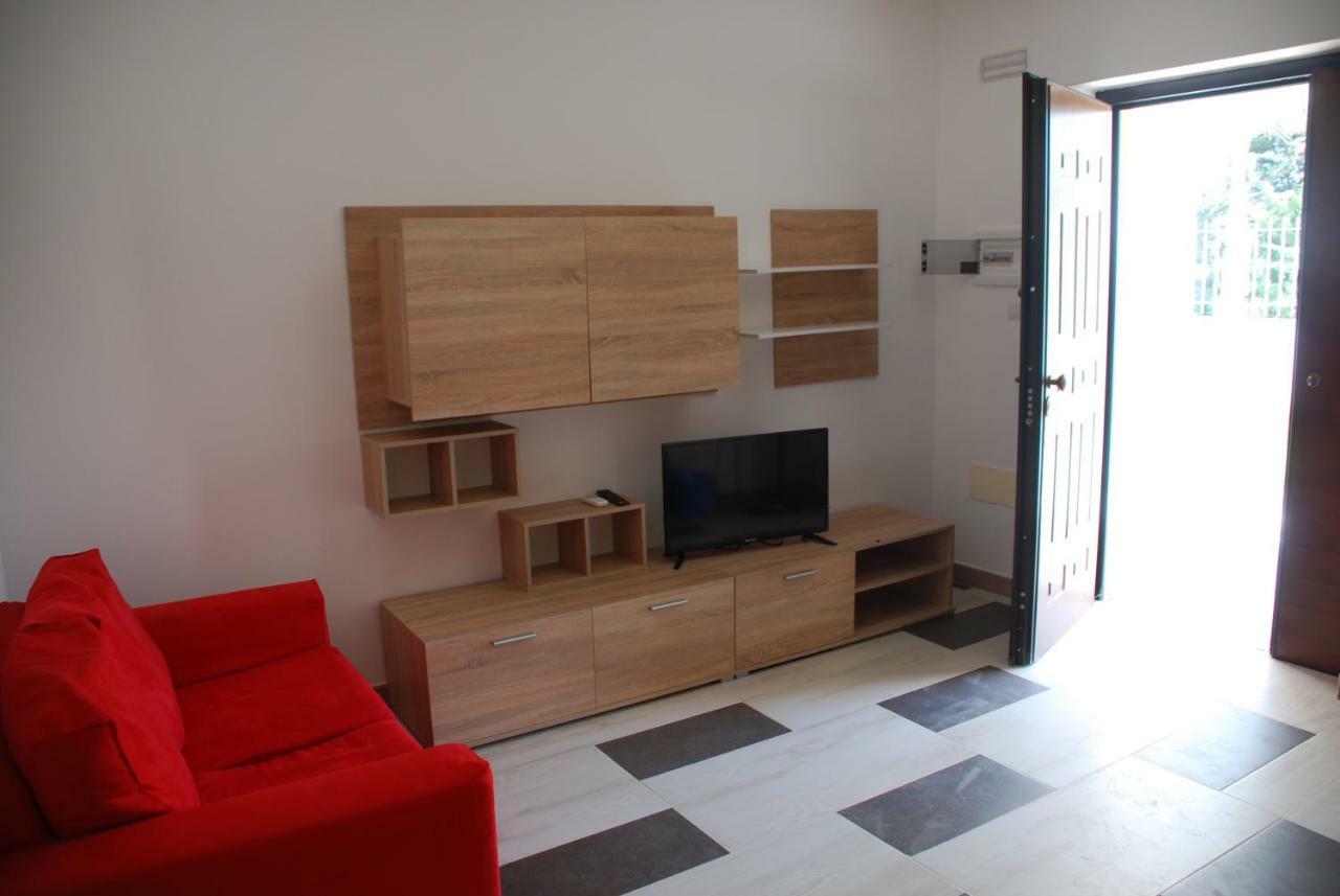 Euroitalia Apartments Giurdignano Exterior foto